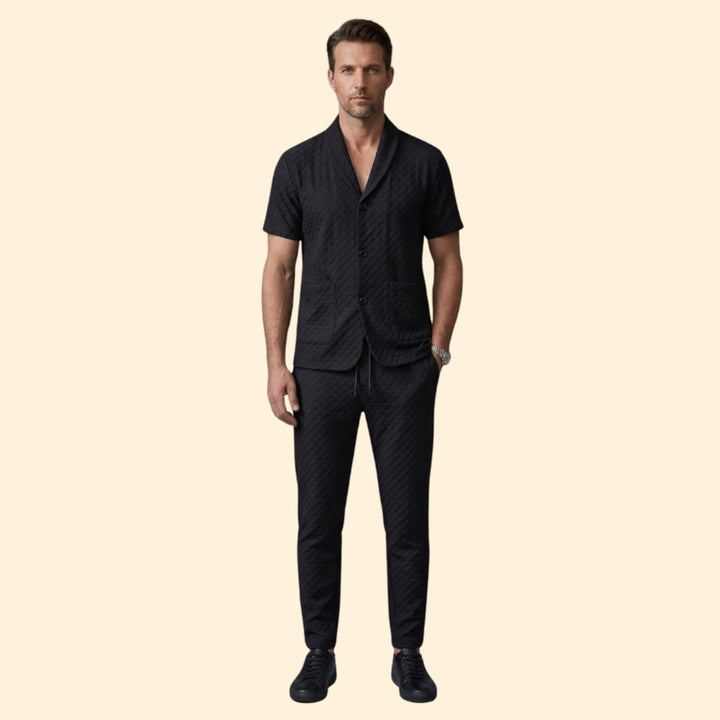 Men’s Casual Patterned Outfit