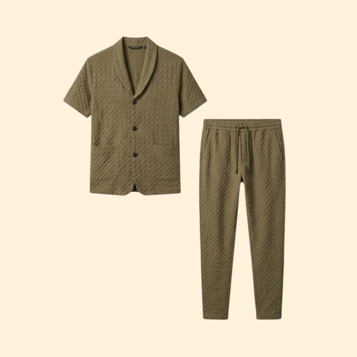 Men’s Casual Patterned Outfit