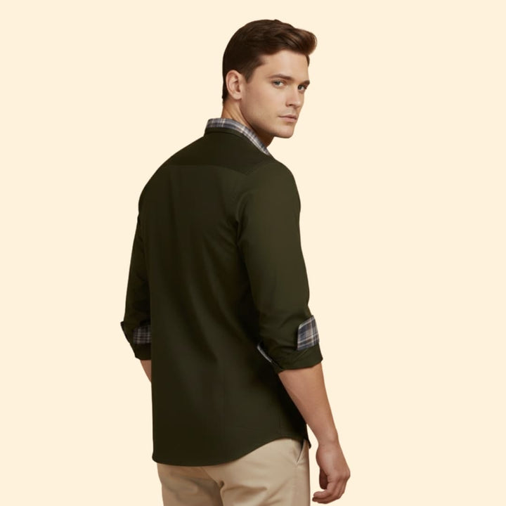 Men's Plaid Trim Shirt