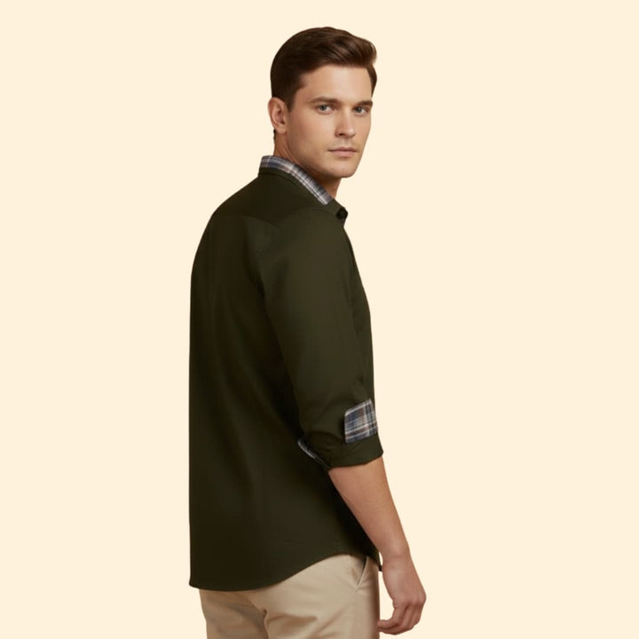 Men's Plaid Trim Shirt