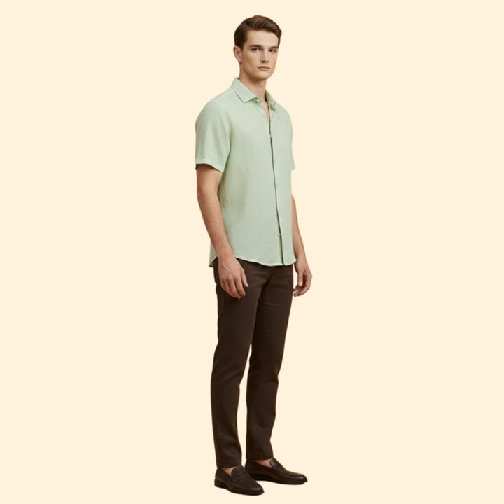 Men's Relaxed Fit Button Shirt