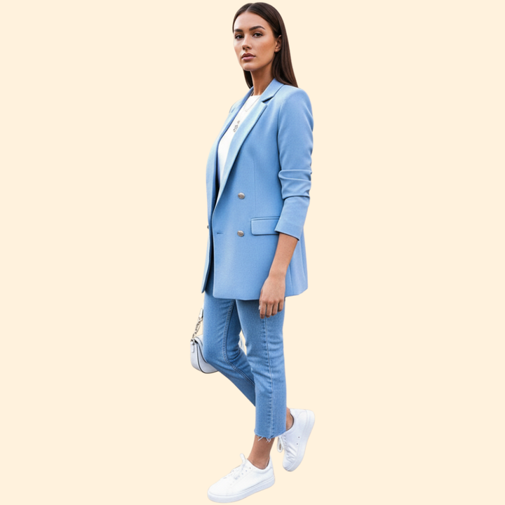Women’s Blazer with a Tailored Fit