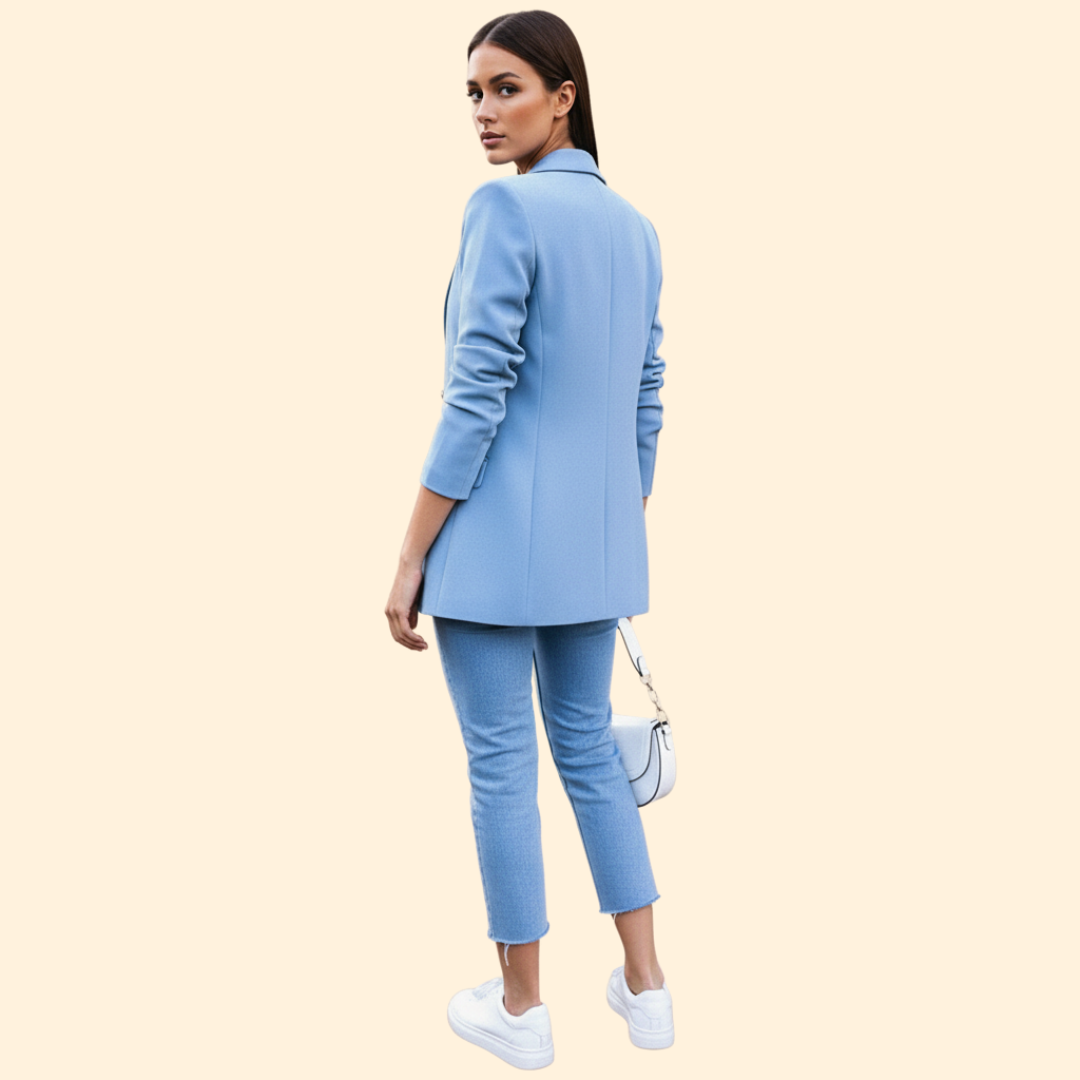 Women’s Blazer with a Tailored Fit