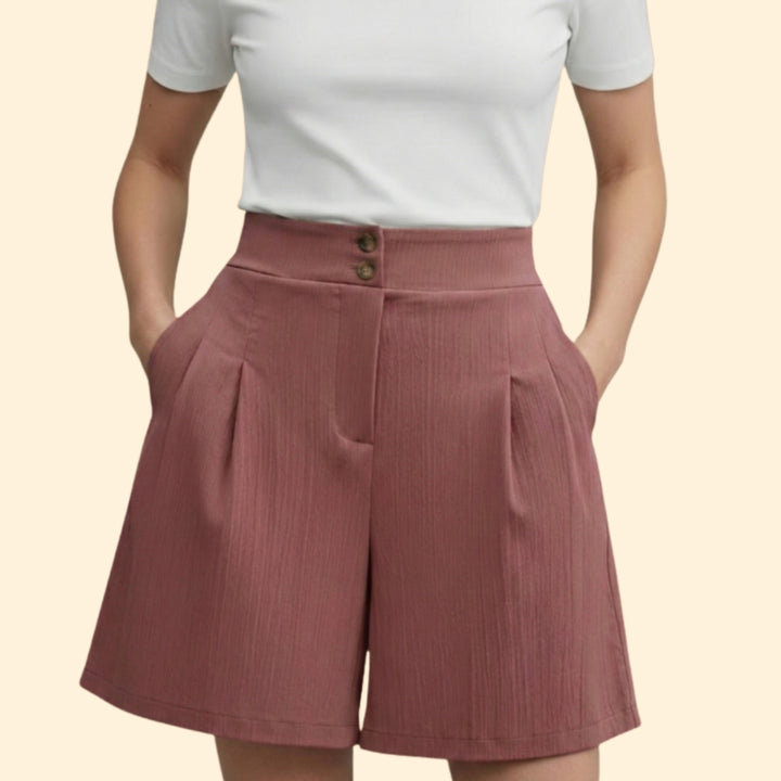 Women's Buttoned Pleated Shorts