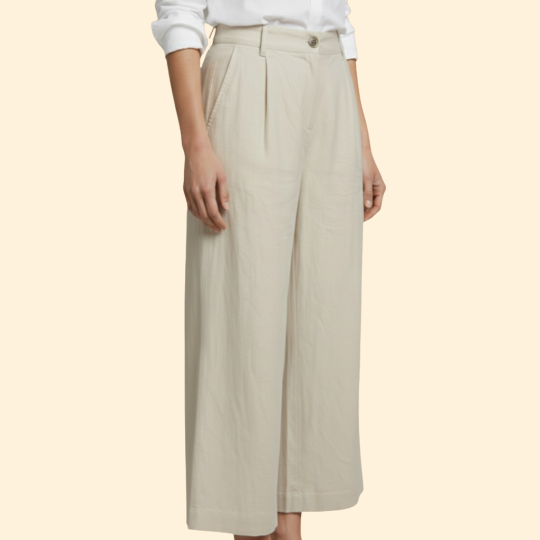 Women's Chic Cropped Trousers