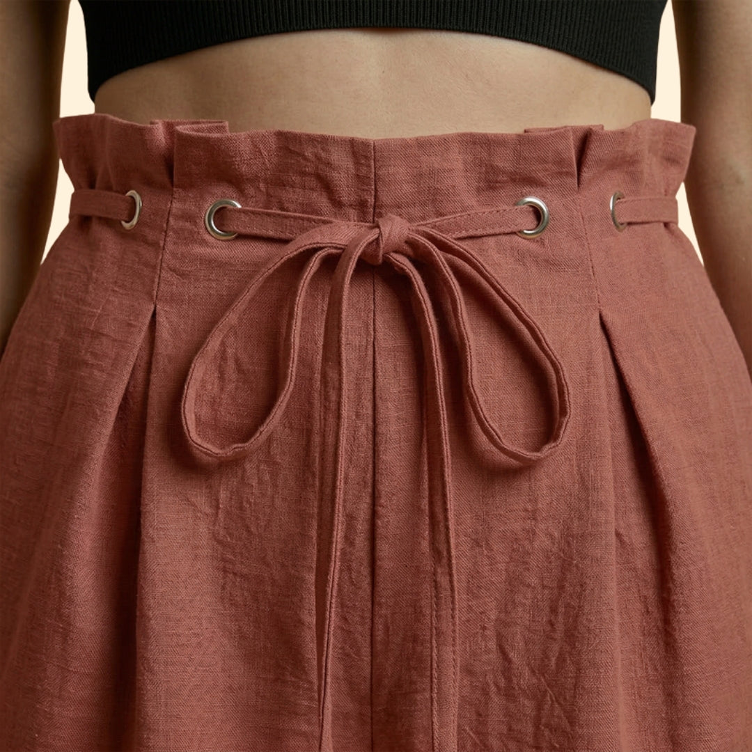 Women's Chic Grommet Shorts