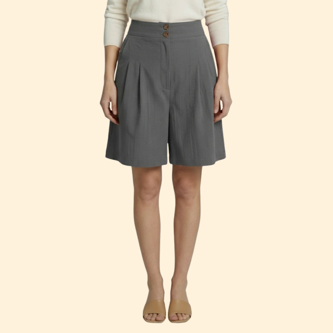Women's Chic Pleated Shorts