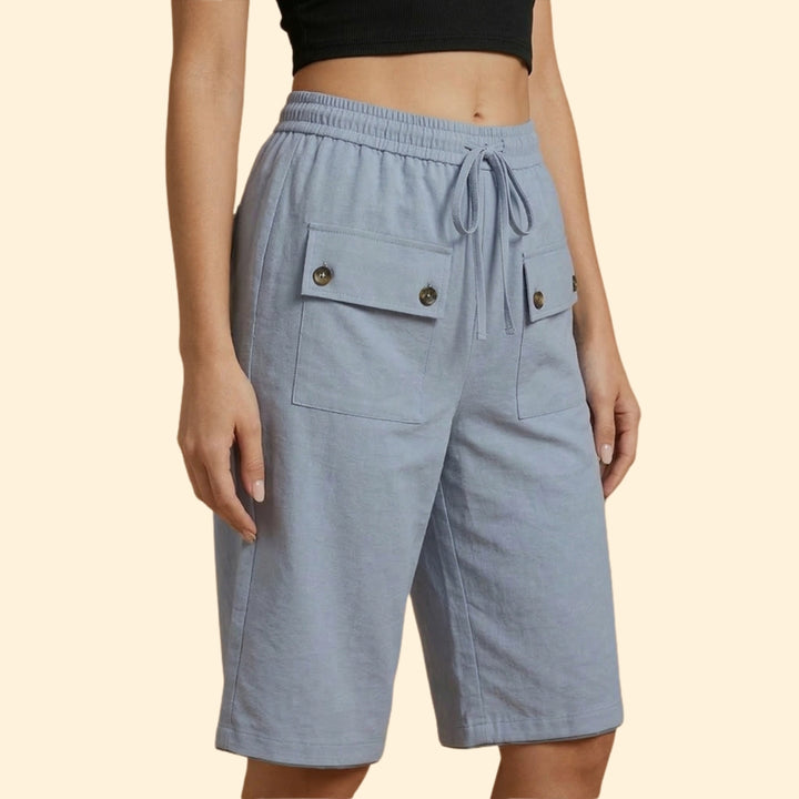 Women's Chic Pocketed Shorts