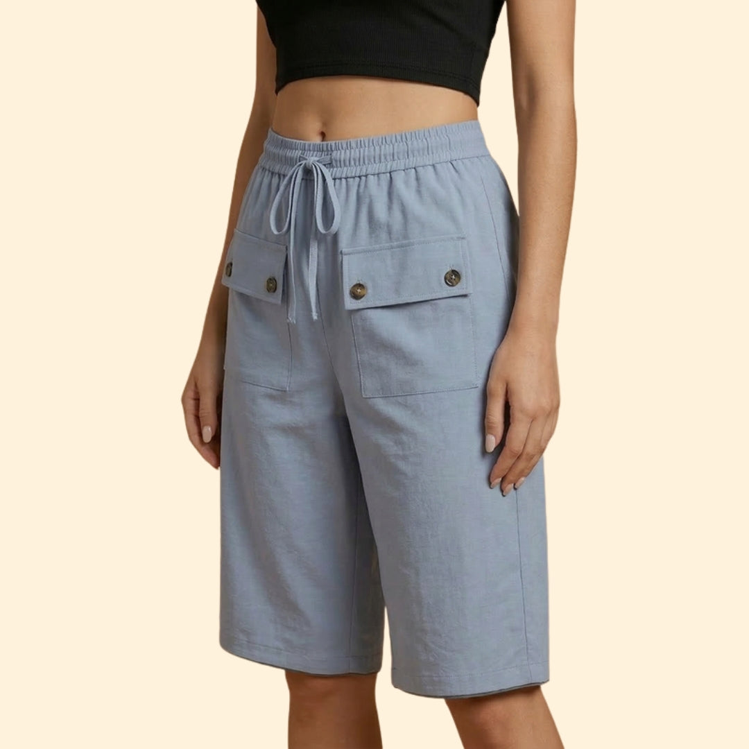 Women's Chic Pocketed Shorts