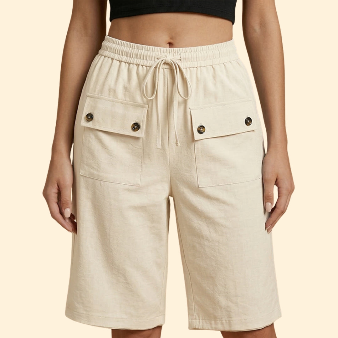 Women's Chic Pocketed Shorts