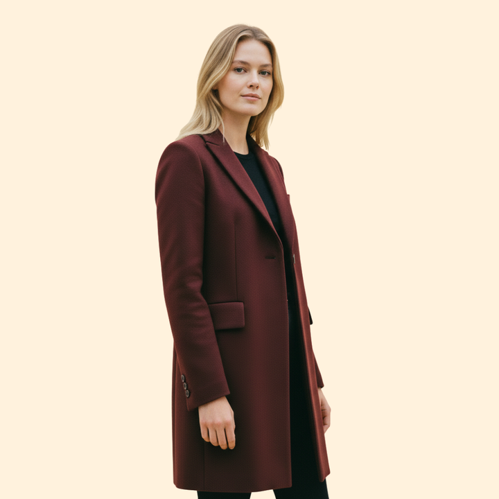 Women’s Coat with Streamlined Design
