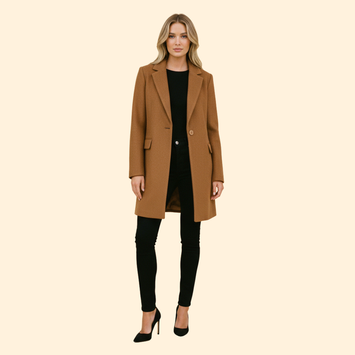 Women’s Coat with Streamlined Design