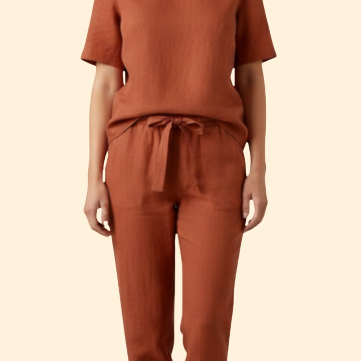 Women’s Effortless Lounge Look