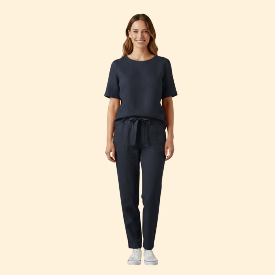 Women’s Effortless Lounge Look