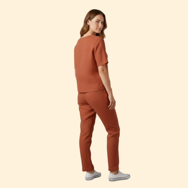 Women’s Effortless Lounge Look