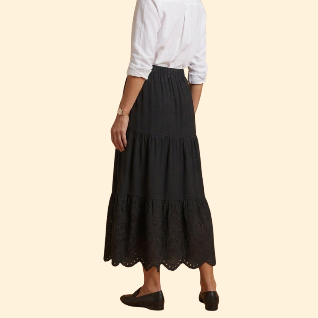 Women's Elegant Eyelet Skirt