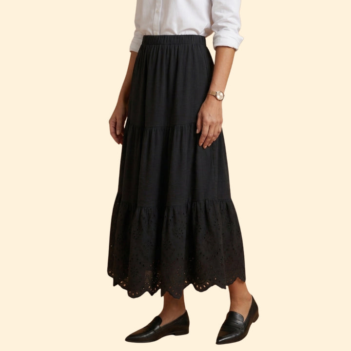 Women's Elegant Eyelet Skirt