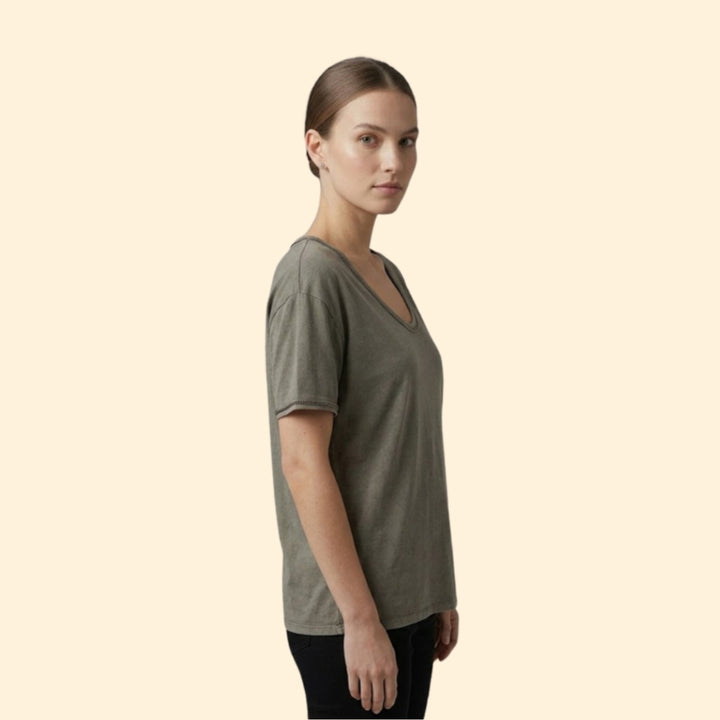 Women’s Everyday Basic T-Shirt