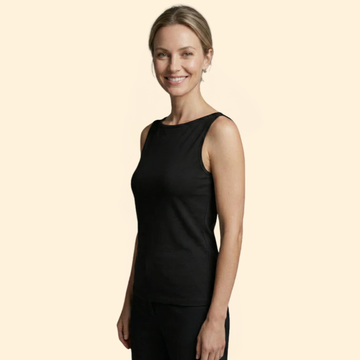 Women's Fitted Tank Chic