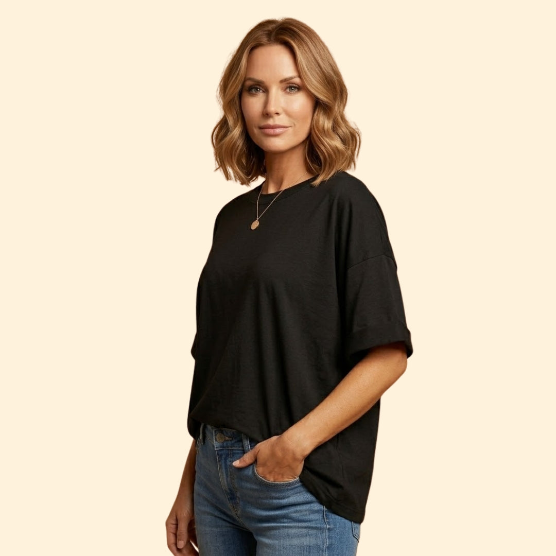 Women's Oversize T-Shirt with Round Neck and Cuffed Sleeves