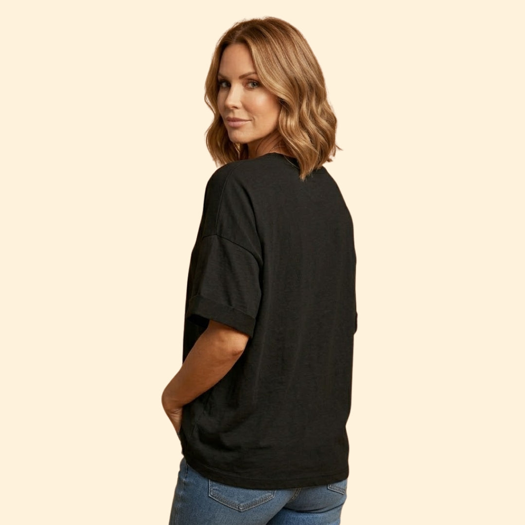 Women's Oversize T-Shirt with Round Neck and Cuffed Sleeves