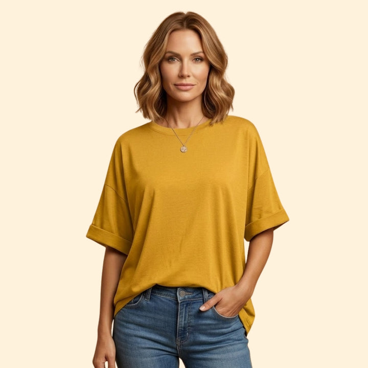 Women's Oversize T-Shirt with Round Neck and Cuffed Sleeves