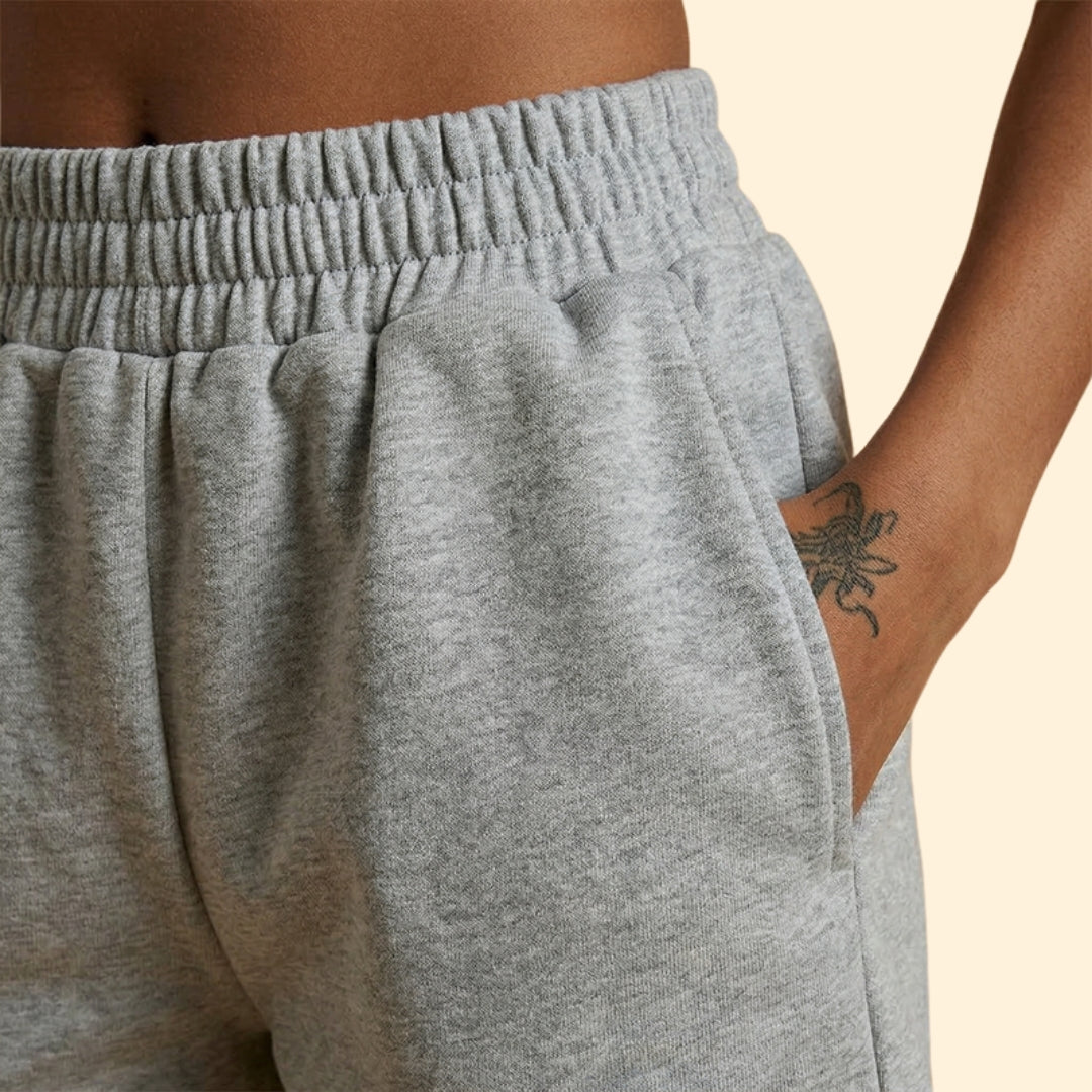 Women's Relaxed Crop Set