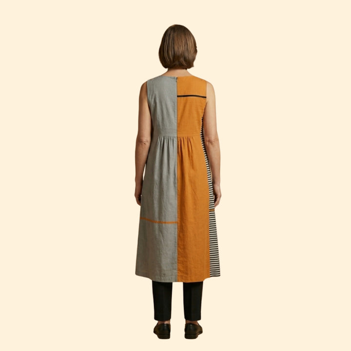 Women's Sleeveless Midi Dress