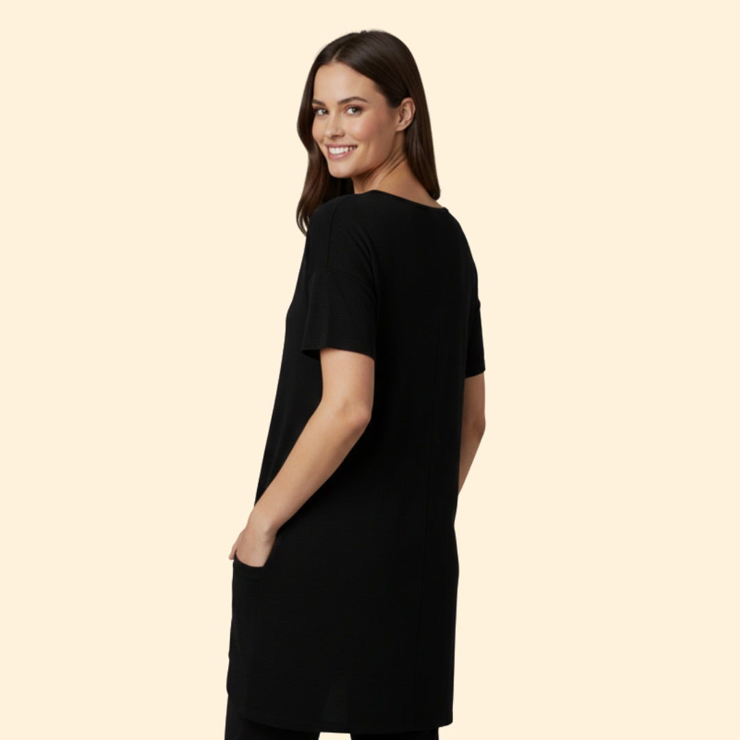 Women's V-Neck Pocket Top