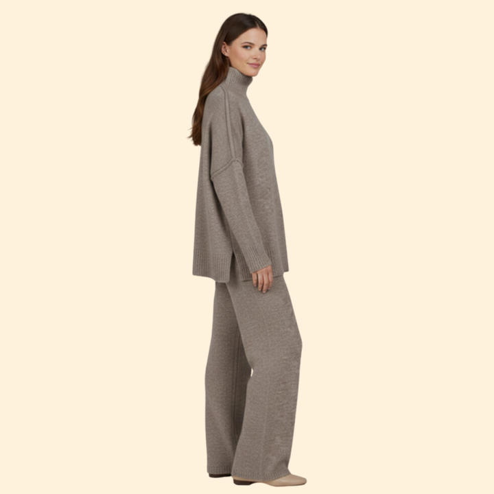 Women’s Roll Neck Knit Set